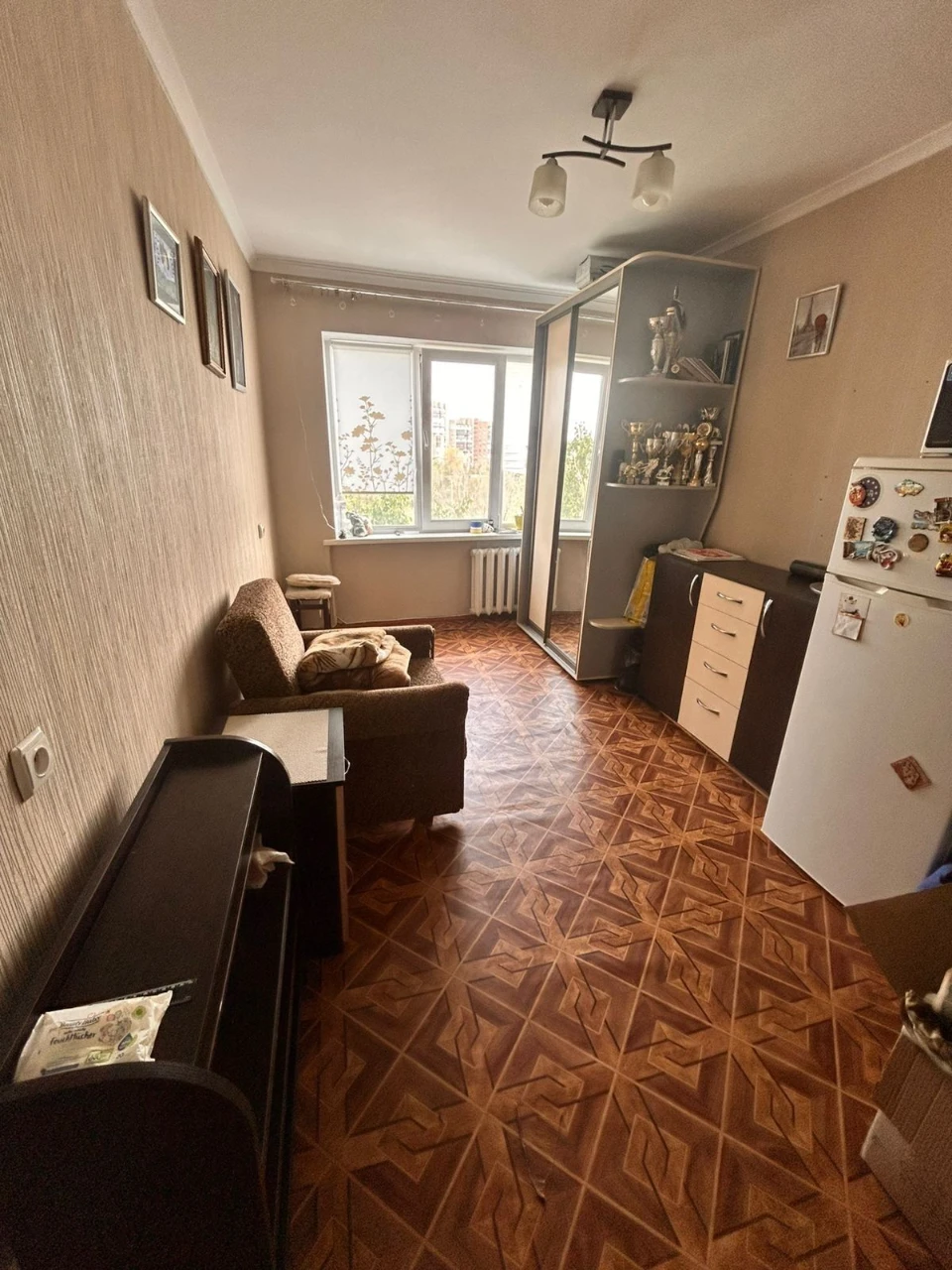 For Sale: Rooms in a dormitory. From the owner