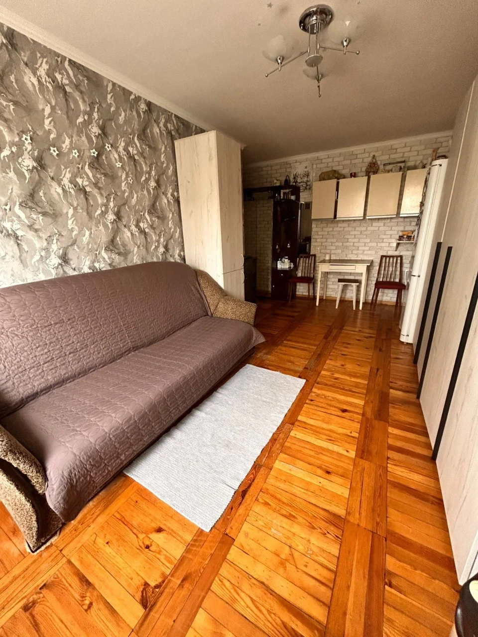 For Sale: Rooms in a dormitory. From the owner