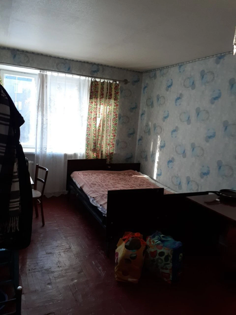 Privatized room in a dormitory near a covered market