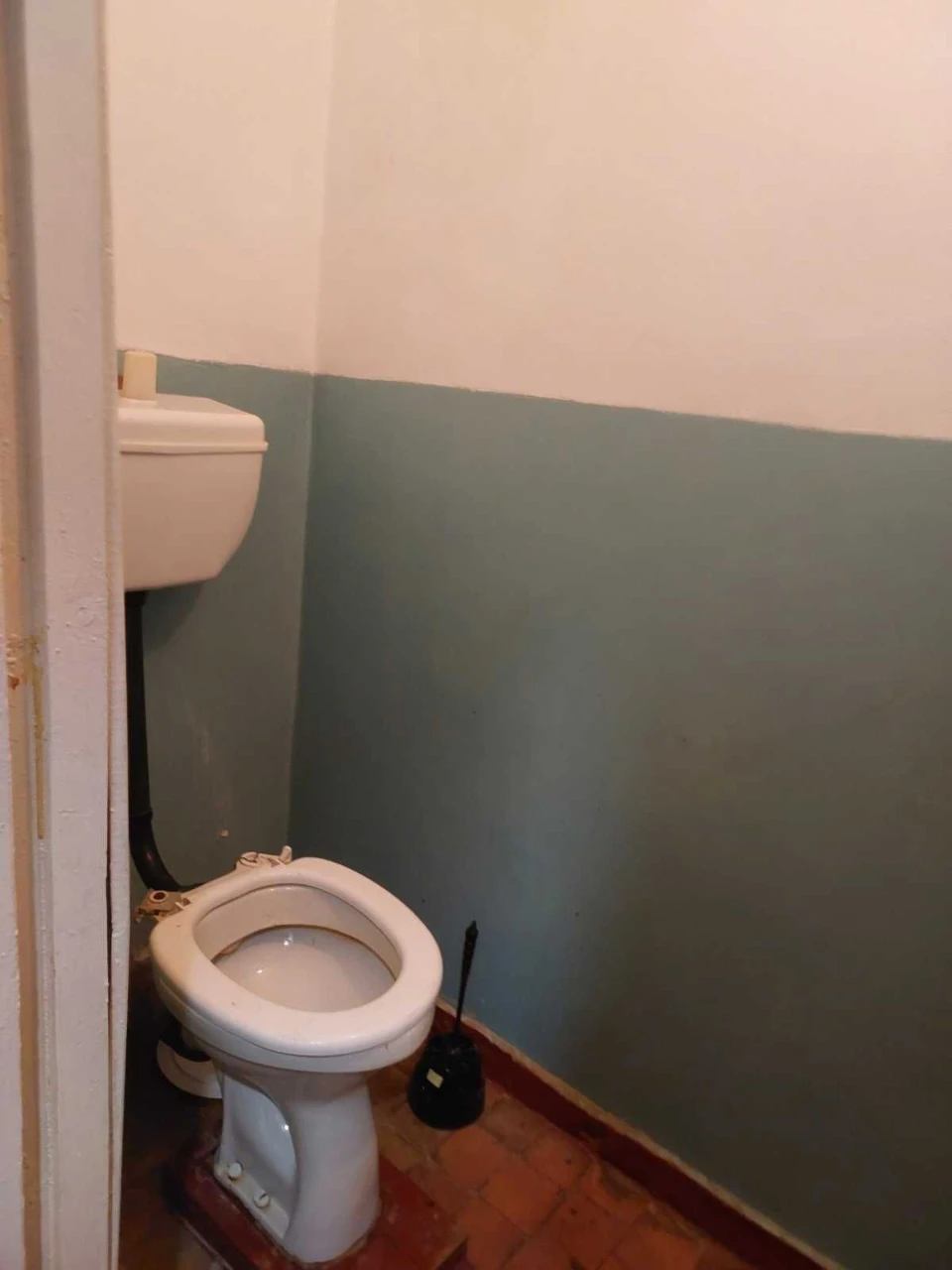 For sale room 17 sq.m in the area of the "Dispatcher" stop.