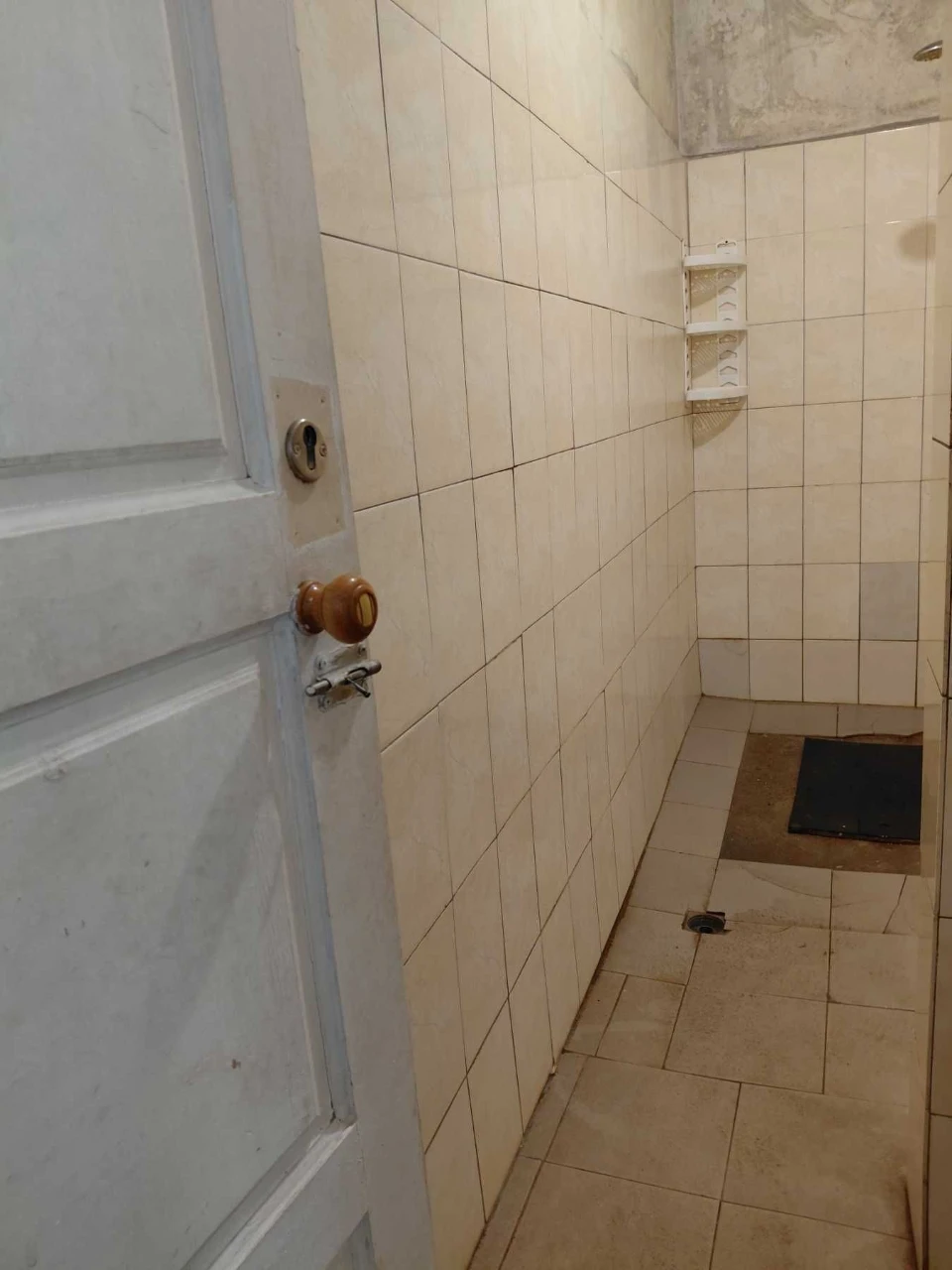 2 room apartment for sale in shared accommodation at Kichkas