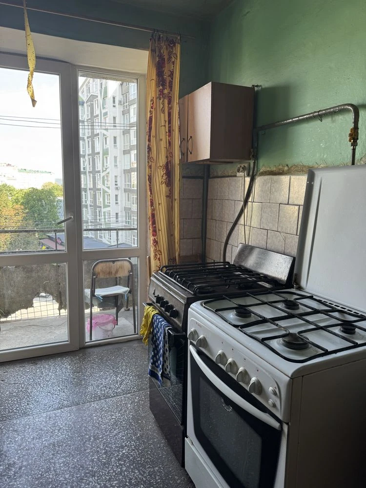 Продам кімнату у гуртожитку