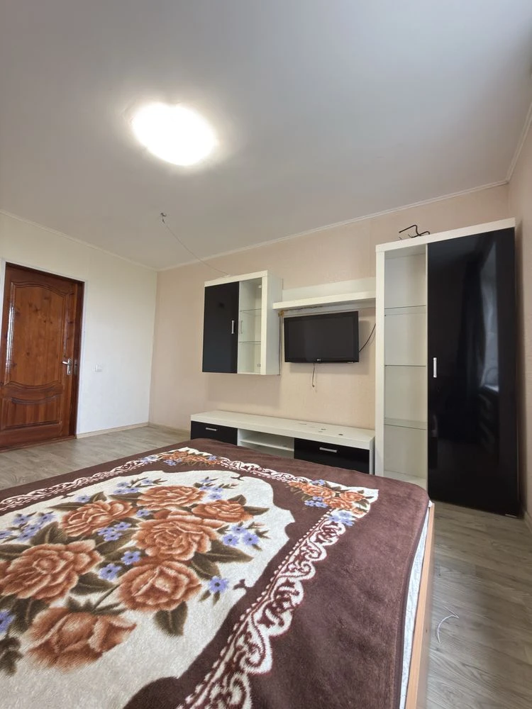 Sale of 2 rooms in dormitory, Kremenchyska Street