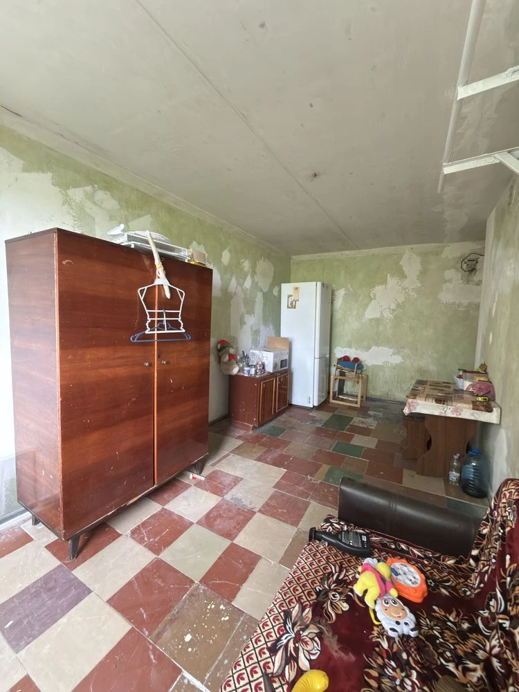 Sale of 2 rooms in dormitory, Kremenchyska Street