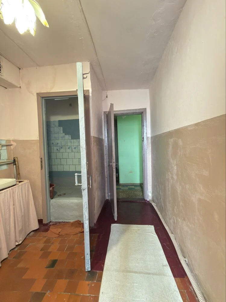 Sale of 2 rooms in dormitory, Kremenchyska Street
