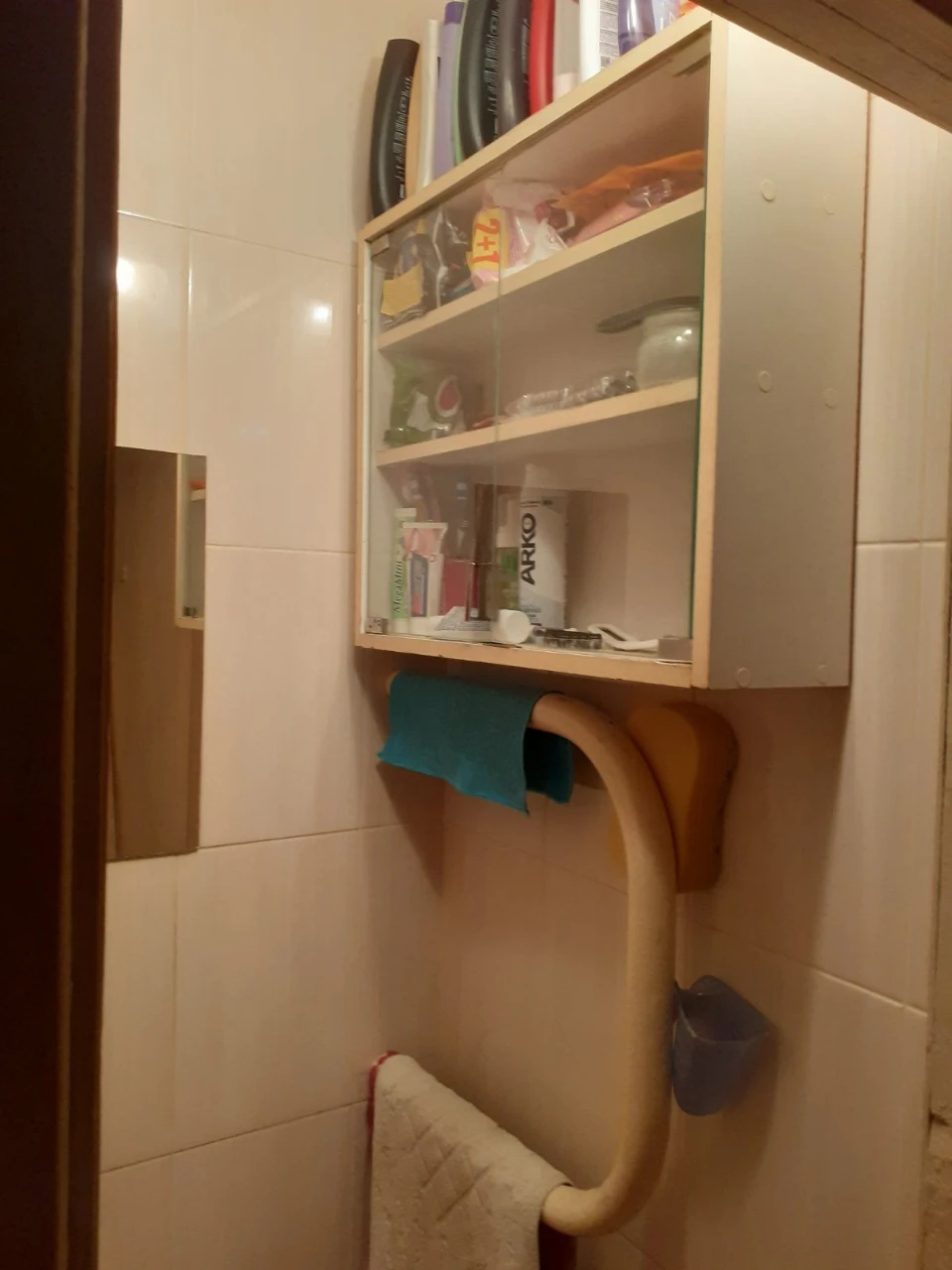Room for sale !!