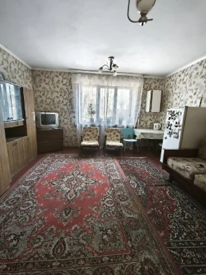 Продаю 2 кімнати. Гуртожиток. Ліски