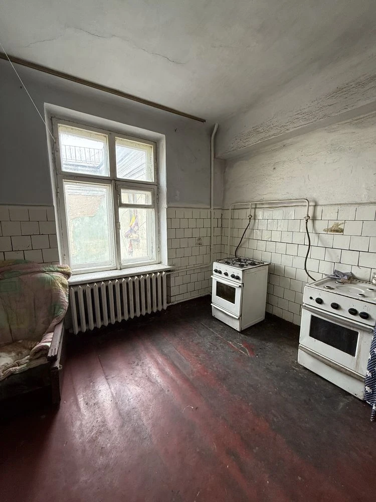 For Sale: Room, Gongadze Street