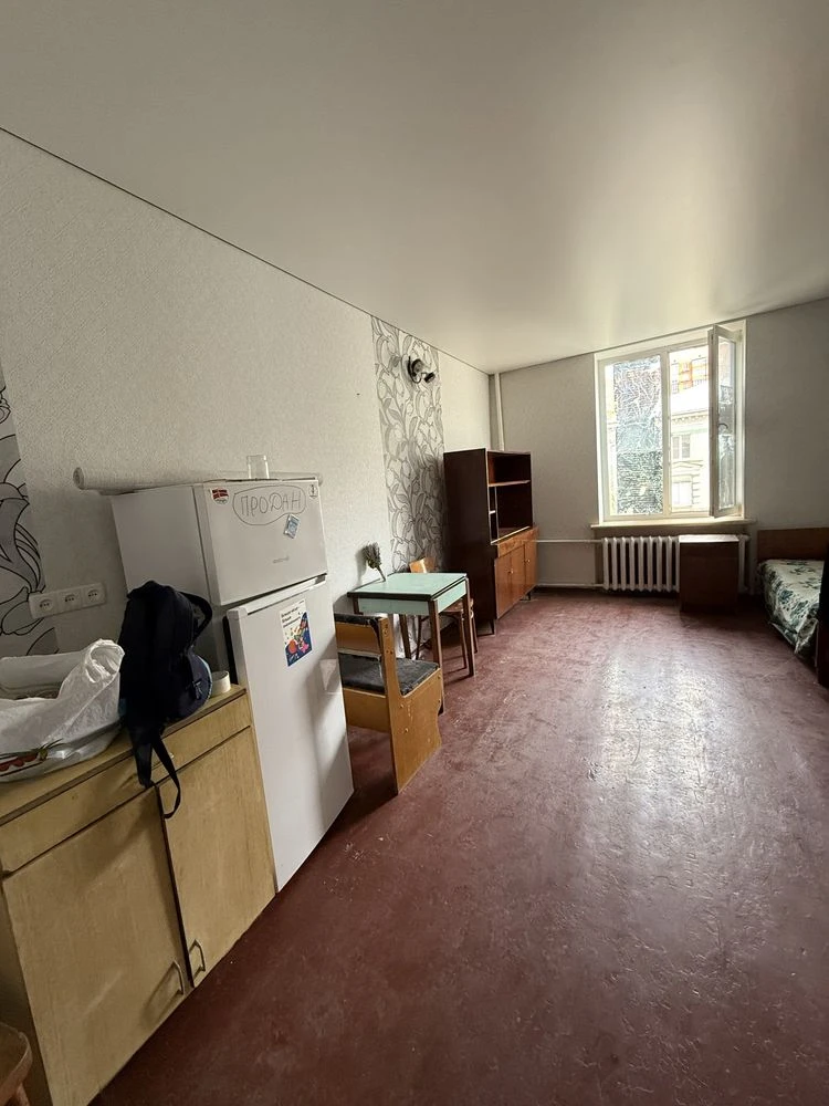 For Sale: Room, Gongadze Street