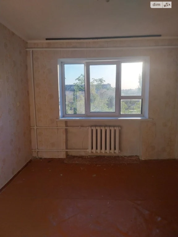 Sale of Room in the Center