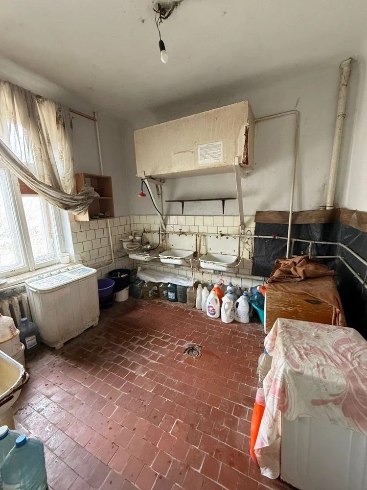 Продається кімната в гуртожитку на вул. Гонгадзе (Мореходна)