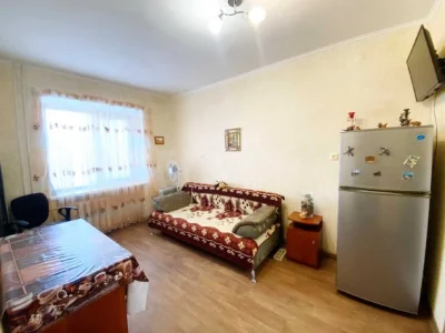 Продаю кімнату в гуртожитку на Київській,район Ліски. Без ко