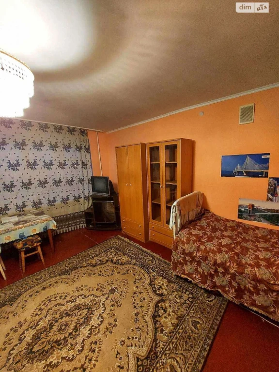 Продаж Кімната