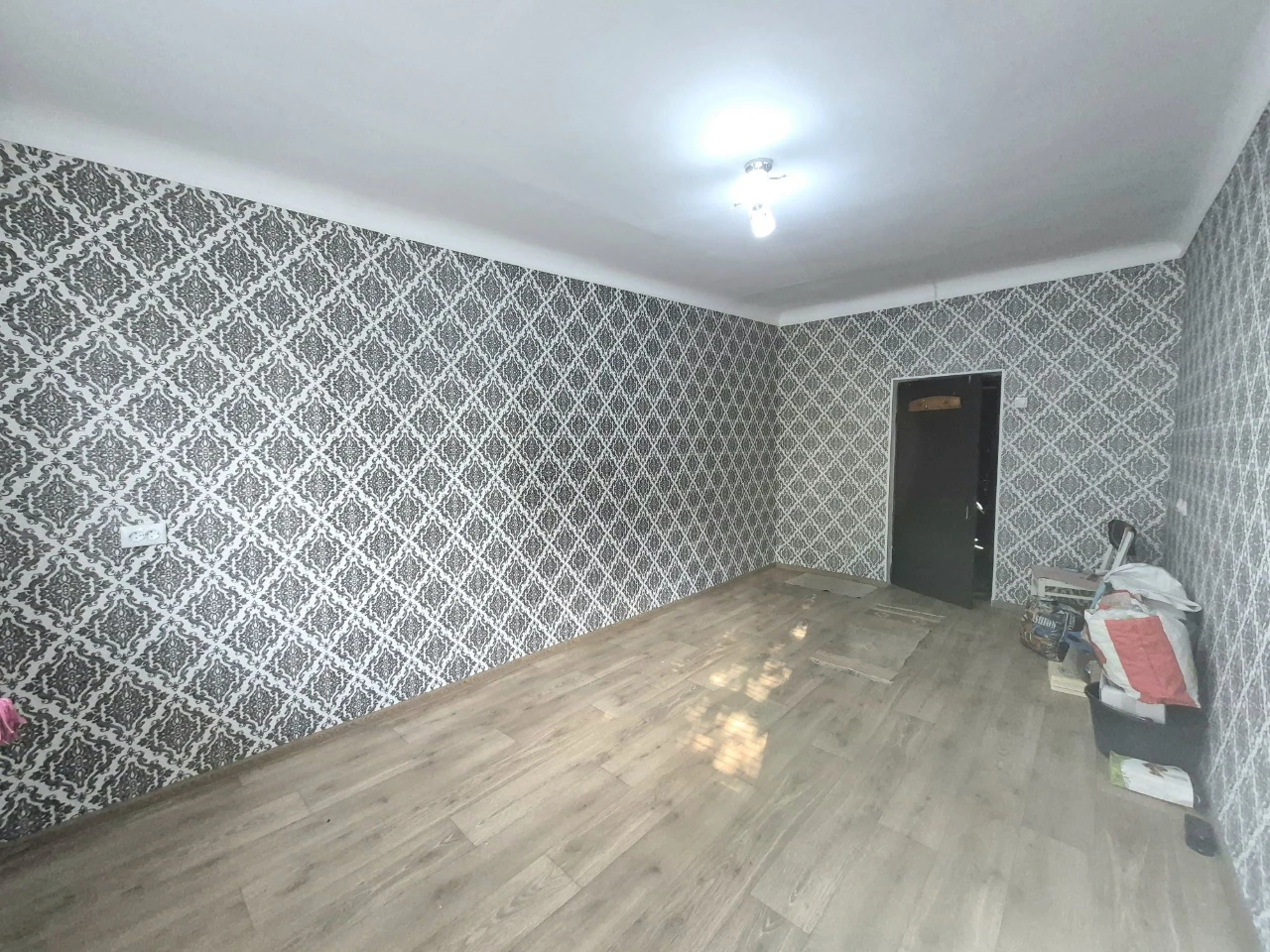 Room in Dormitory, Street Mira, Kolos