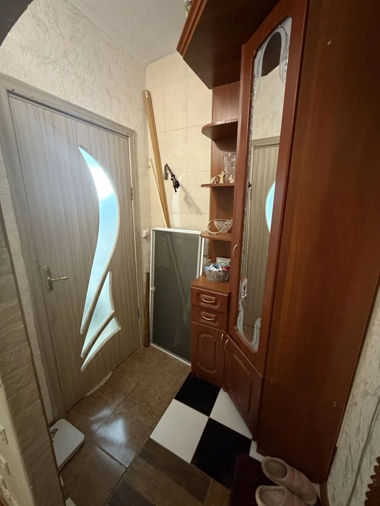 Продажа 2 комнат в общежитии, ул. Космонавтов, Инглинский р-н