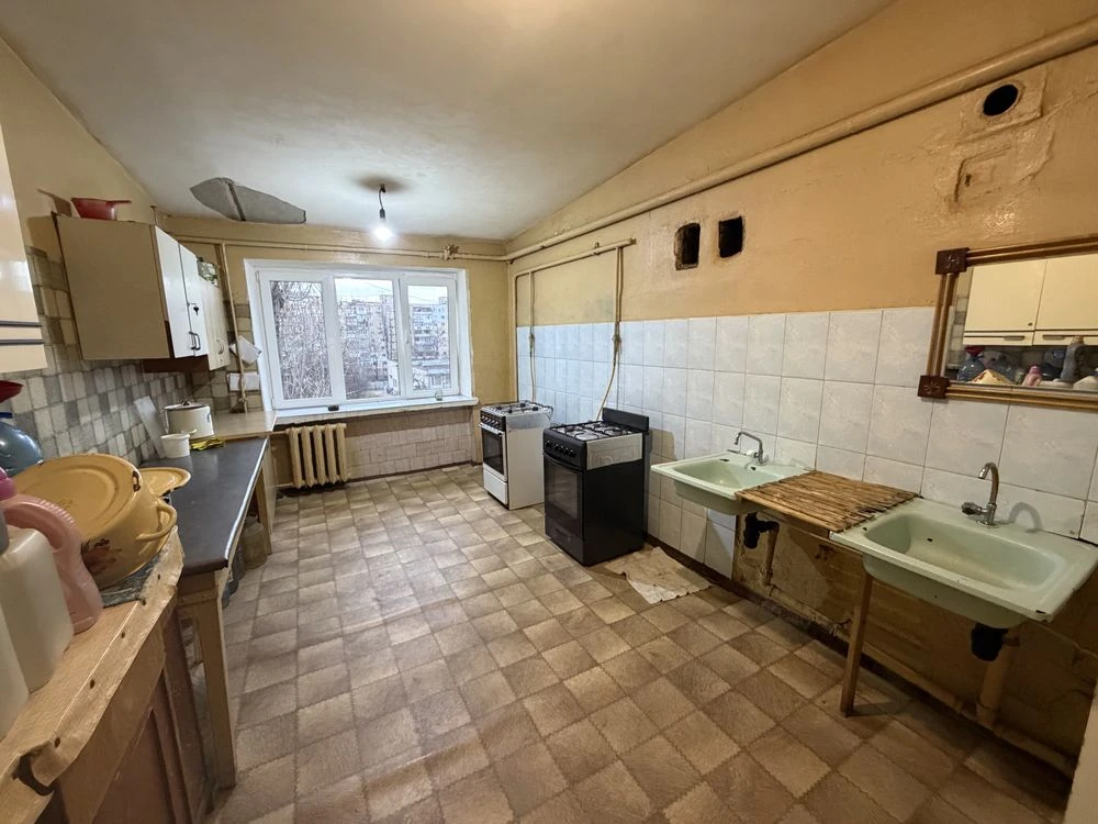 Продажа 2 комнат в общежитии, ул. Космонавтов, Инглинский р-н
