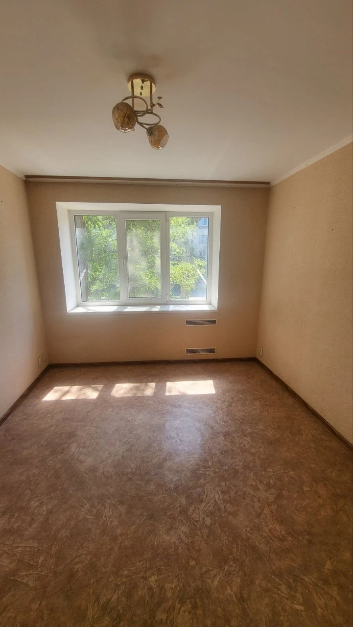 Продаю 1кімнатну квартиру, Океанівська 1б. 4195 доларів.