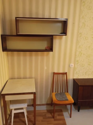 Продається приватизована кімната в гуртожитку