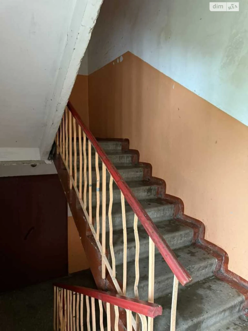 Room for Sale: Diamond Room