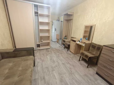 Кімната в блоці, 2 комнаты, 19 м² с ремонтом