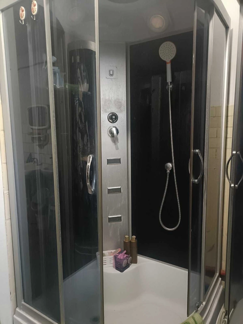 Кімната в блоці, 2 комнаты, 19 м² с ремонтом