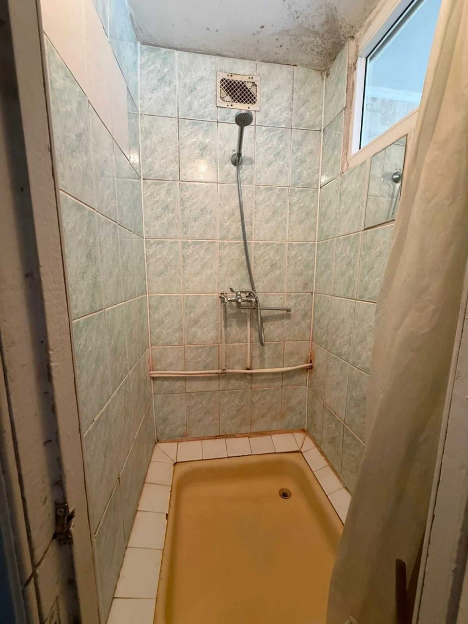 Room for Sale in Dormitory