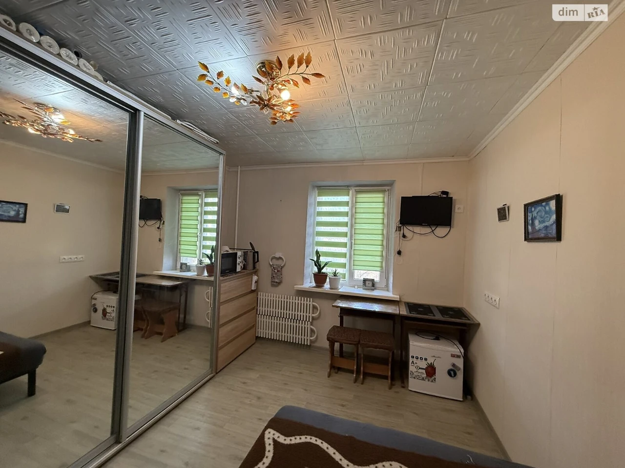 Room "Almazni" for Sale