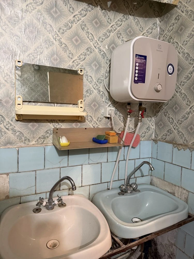 Sale of 2 rooms in a dormitory in the PZR area