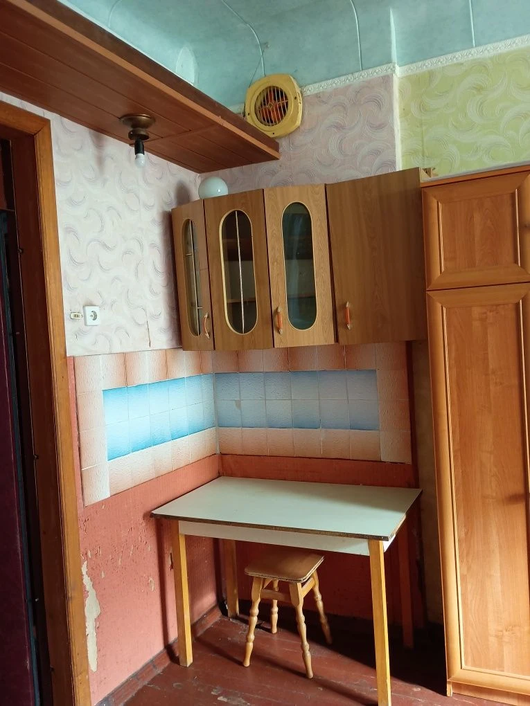 Room for sale in a dormitory on Smiianzky