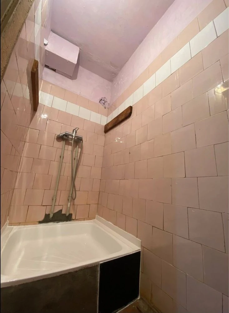 Sale of Room at Narbutivska 281