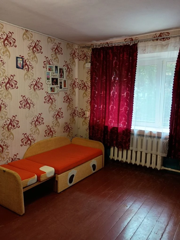 For sale: Large room in a dormitory