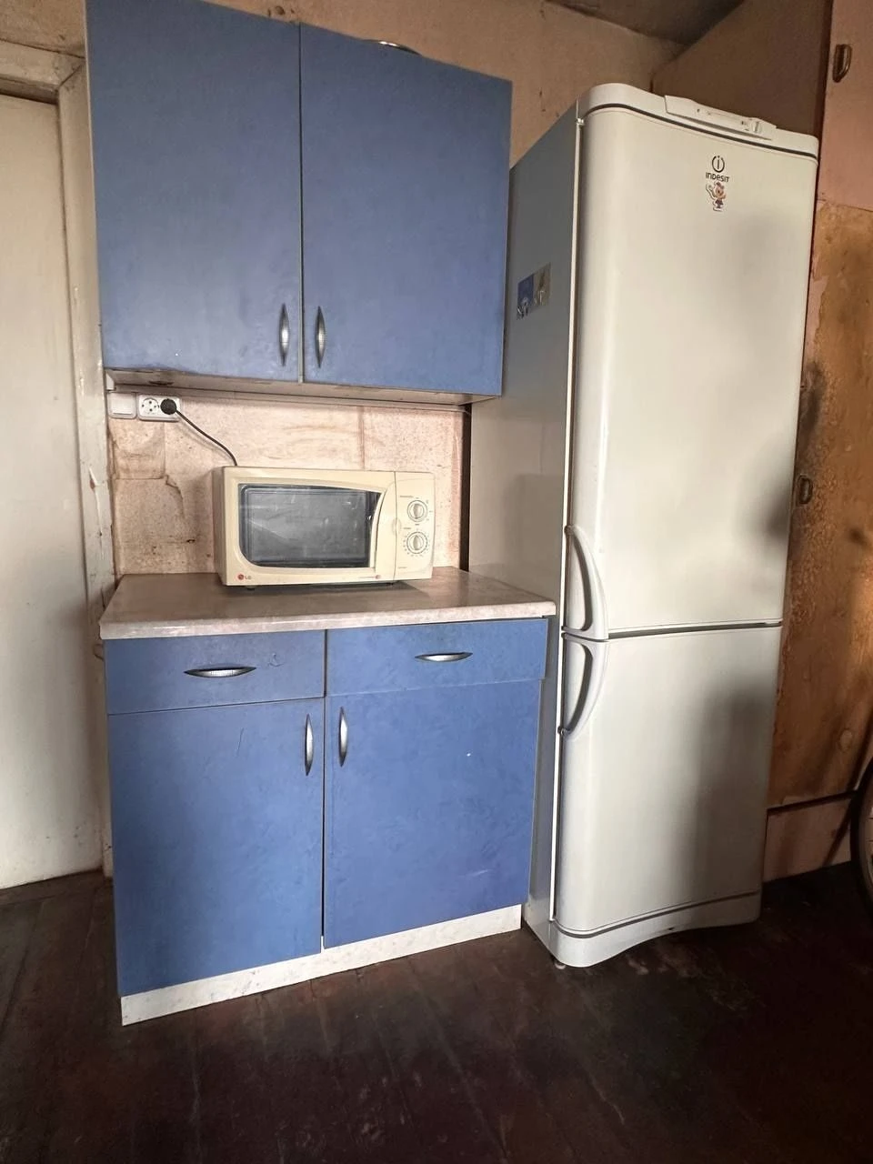 For Sale: Room in Dormitory