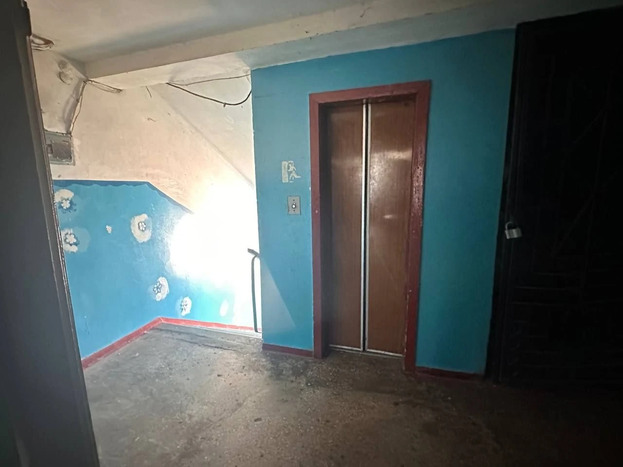 For Sale: Room in Dormitory