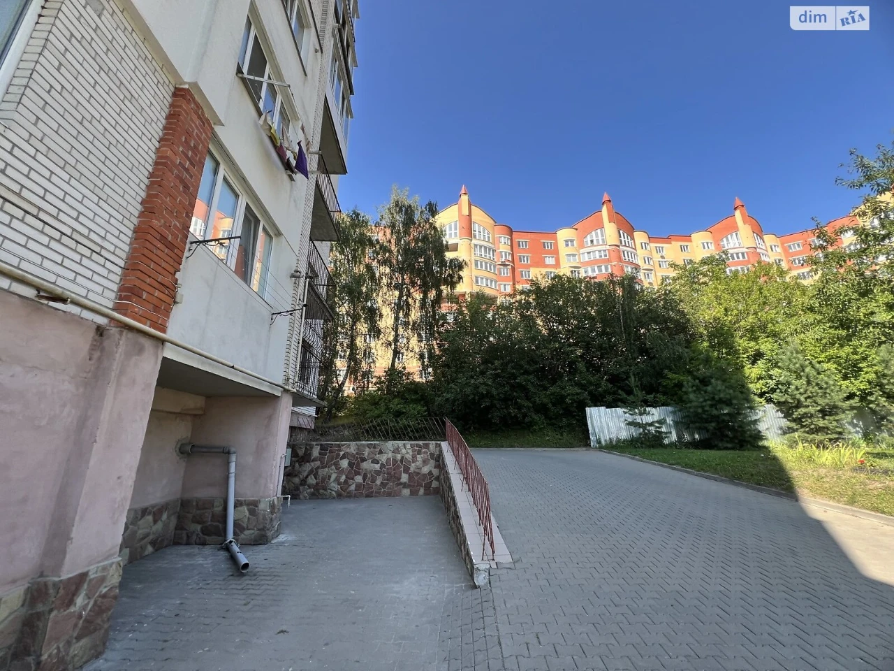Продаж Окремий гараж Східний