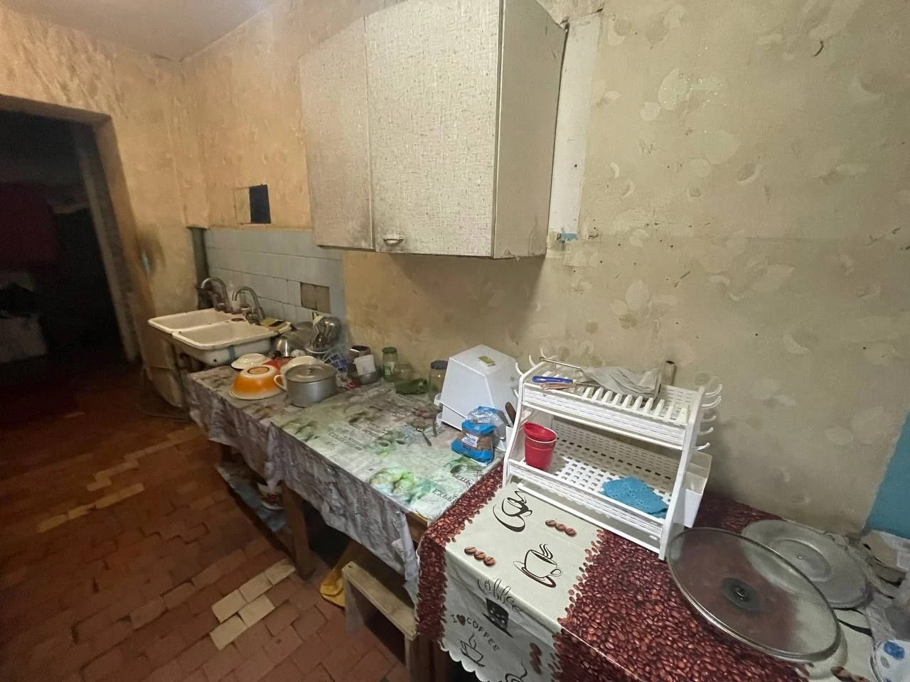 Кімната в гуртожитку по вулиці Нарбутівська