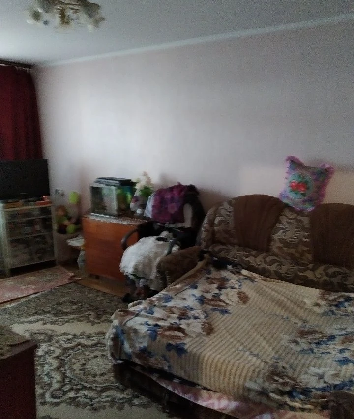 Urgent Sale!! Part of a 2-room apartment.