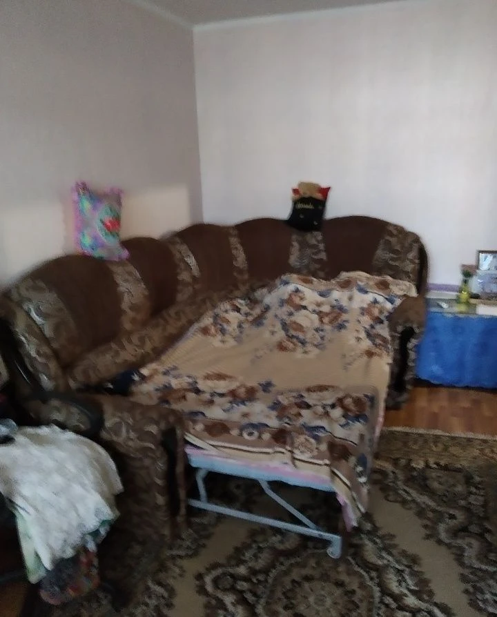 Urgent Sale!! Part of a 2-room apartment.