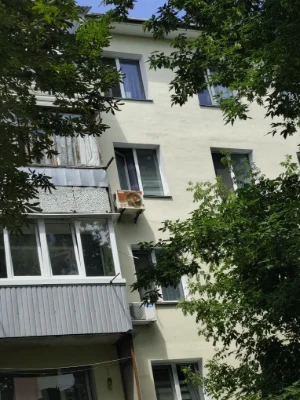 Urgent Sale!! Part of a 2-room apartment.