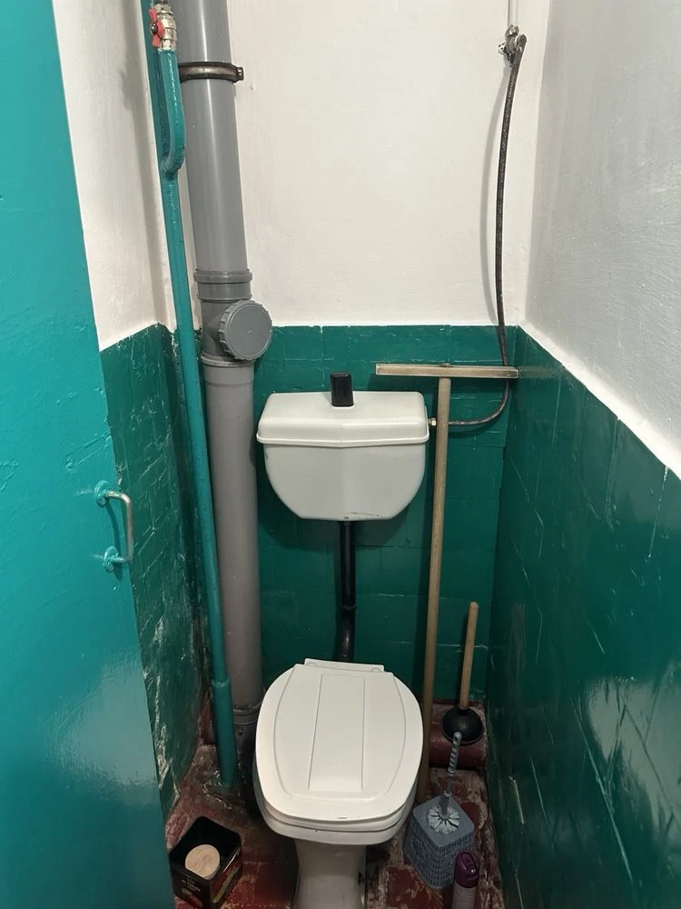 Offering for sale: 2 rooms in a dormitory near Depot
