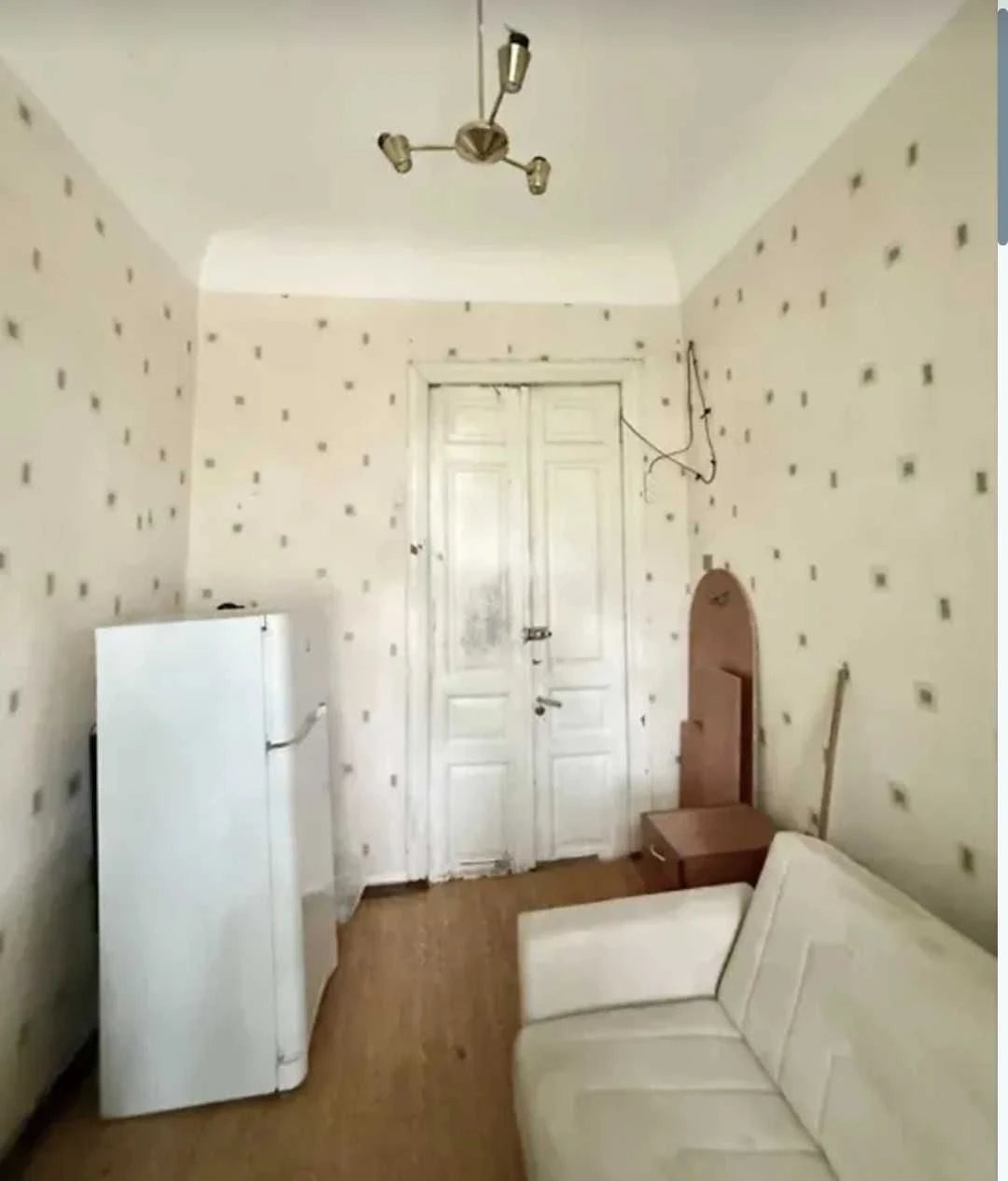 For Sale: Room in a communal apartment in the center of Odesa