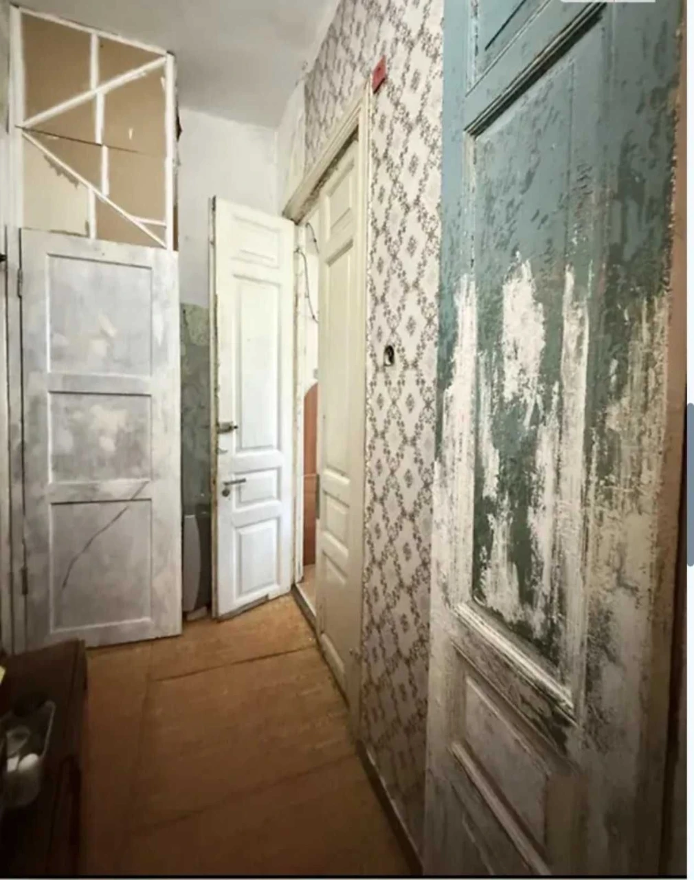 For Sale: Room in a communal apartment in the center of Odesa