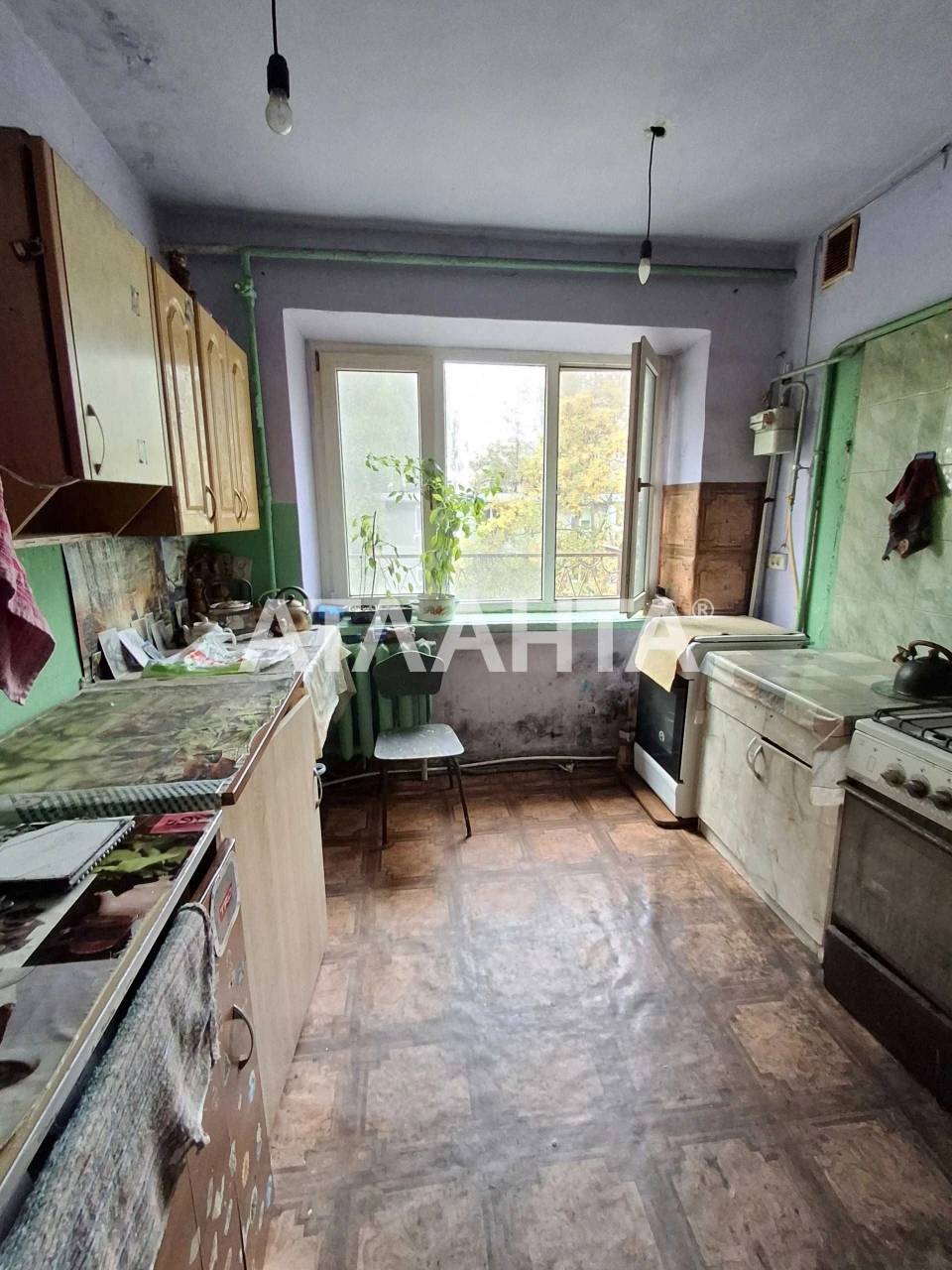 Room for Rent on Lesya Ukrainka Street