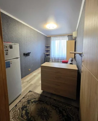 Продам комнату в коммуне  на Черемушках.