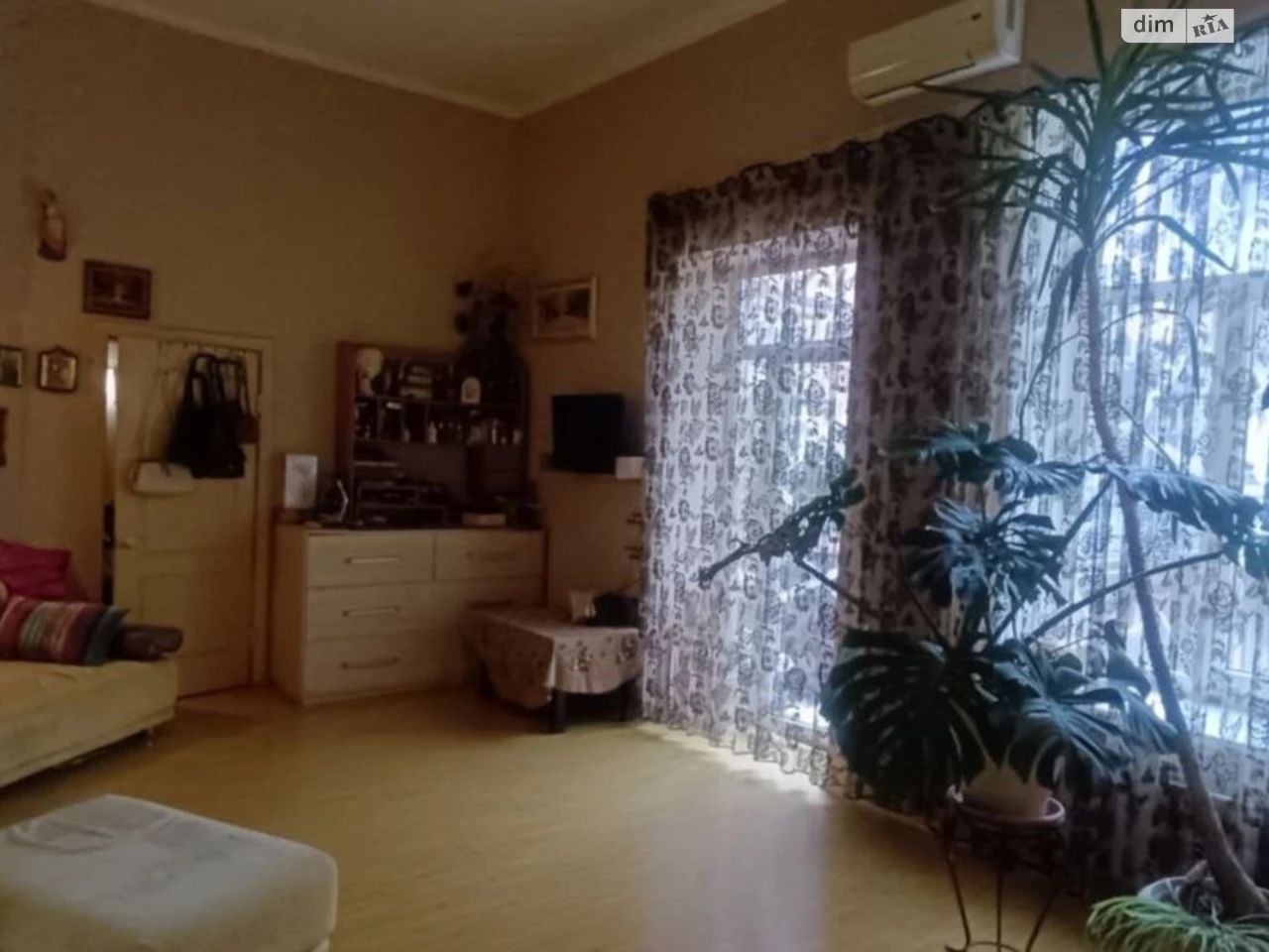 Sale Room in Primorsky