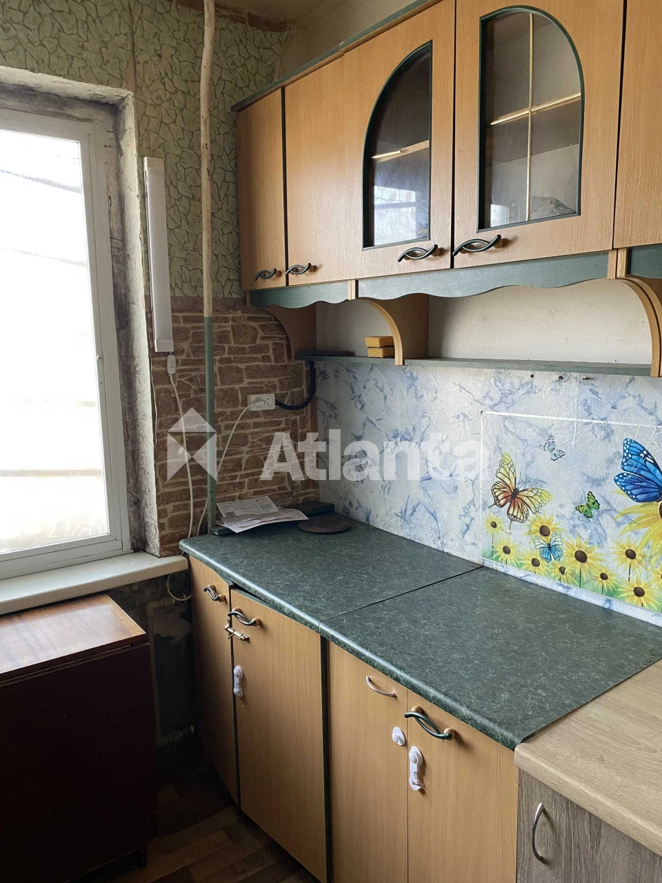 Room with balcony on Dobrovolsky Avenue