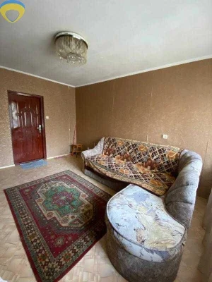 For sale: Two rooms with their own facilities!
