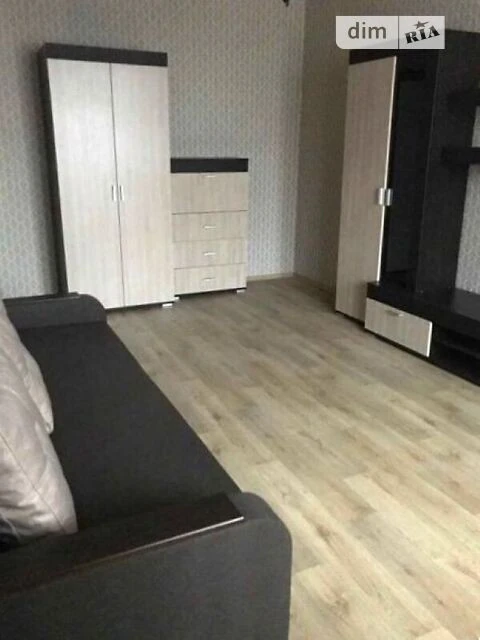 Продаж 2к квартири 52 кв. м на вул. Архітектора Вербицького