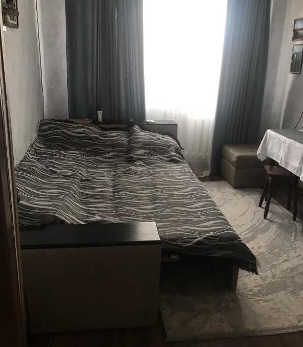Nice room in a community near a park. CHEREMUSKI urgently