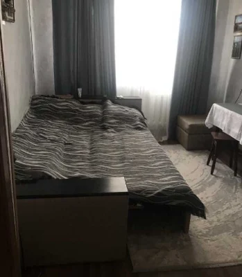 Nice room in a community near a park. CHEREMUSKI urgently