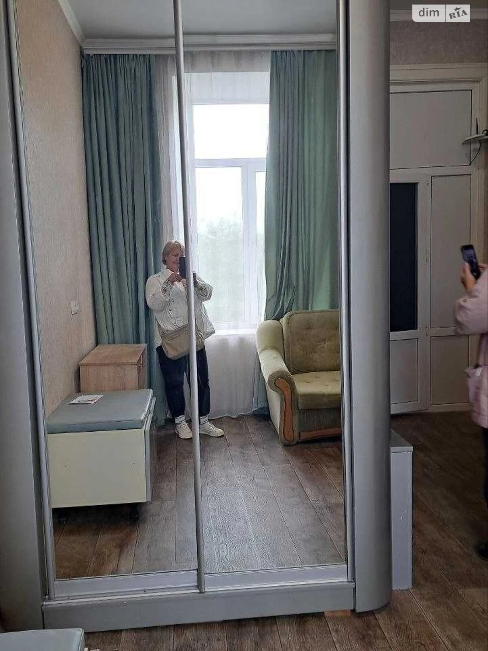 Sale Room Primorsky